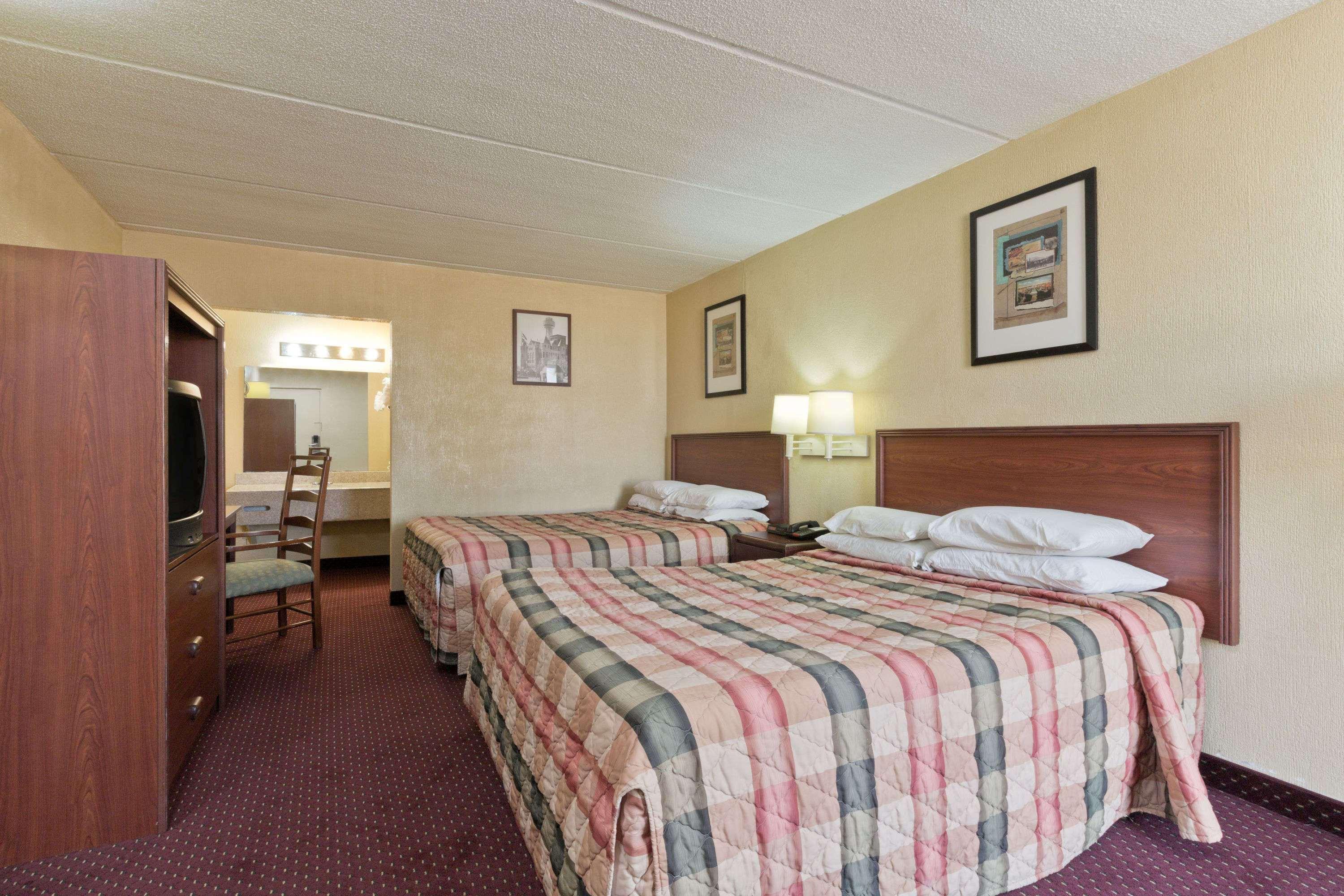 Knights Inn Brenham Eksteriør bilde